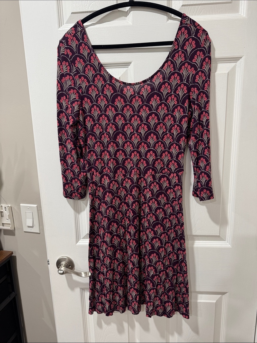 Floral Scoop-Neck Long Sleeve Dress in plum and Pink